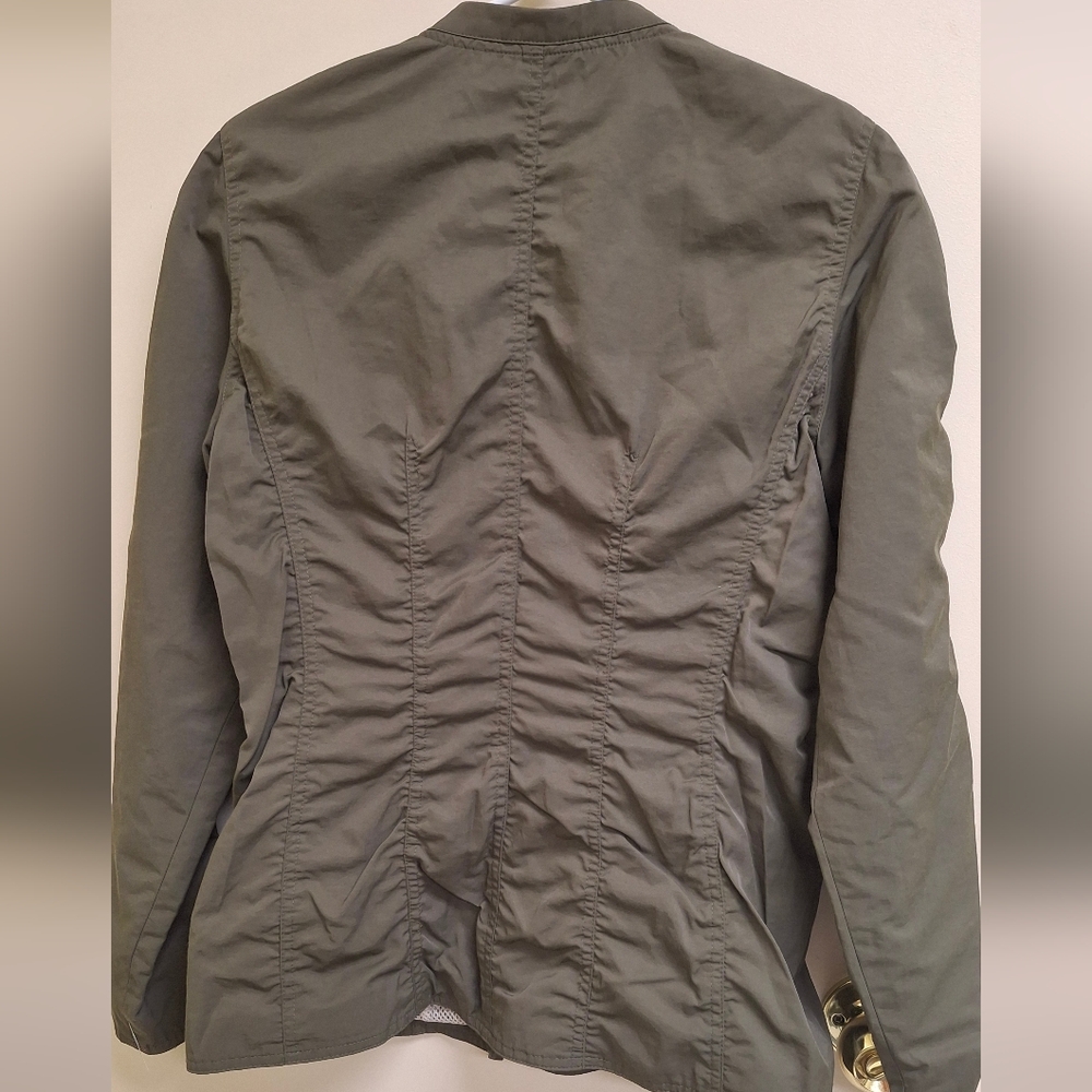 Pleated Jacket - Picture 3 of 7